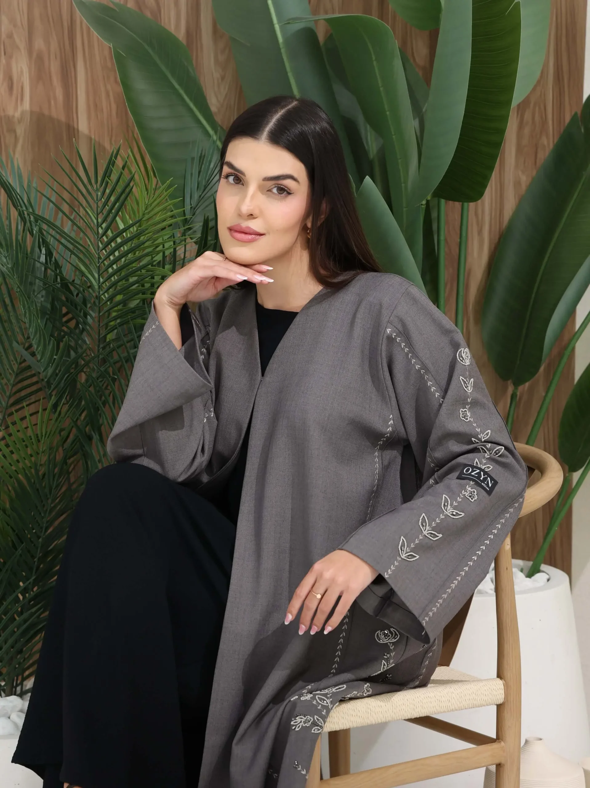 Silver Reverie Luxe Abaya - Image 5