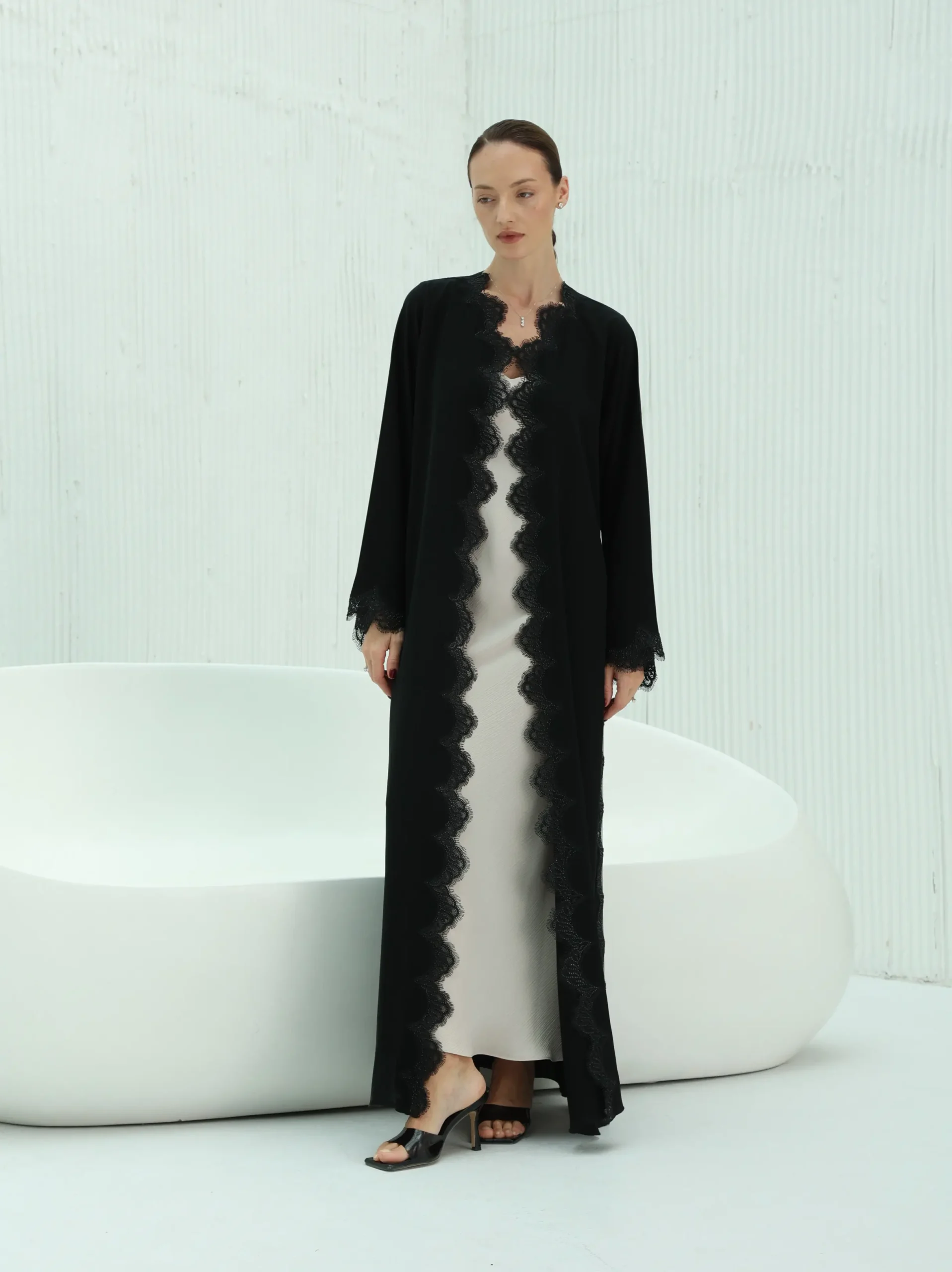 Tidal Waves Abaya - Image 4